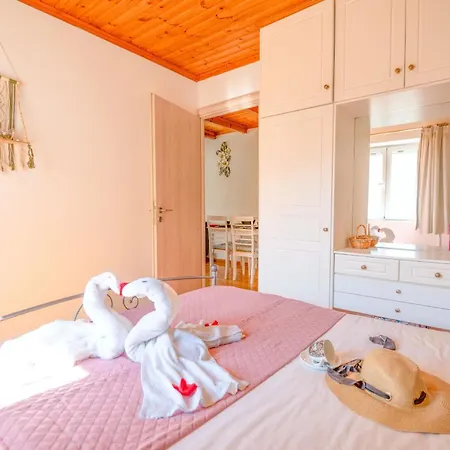 Apartment Porto Saint Stephanos